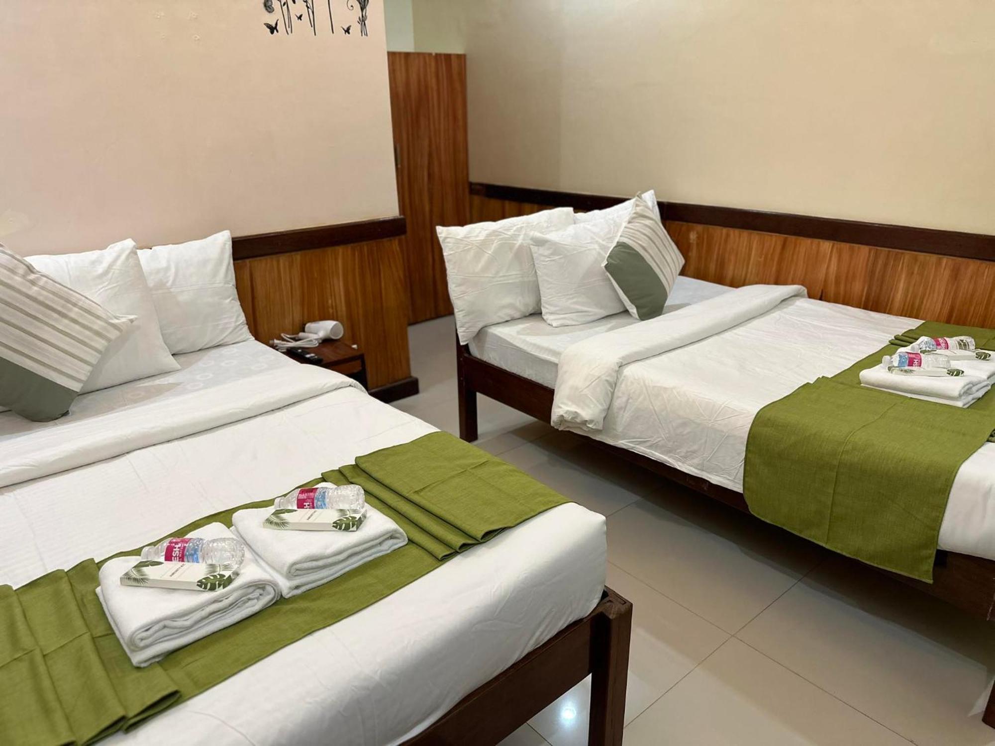 Desert Rose Beach Hotel إل نيدو المظهر الخارجي الصورة