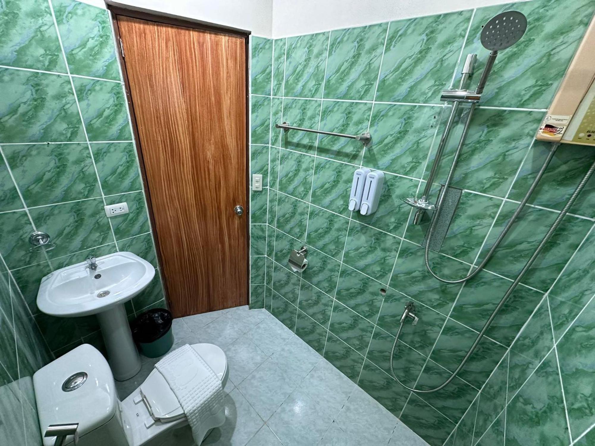 Desert Rose Beach Hotel إل نيدو المظهر الخارجي الصورة